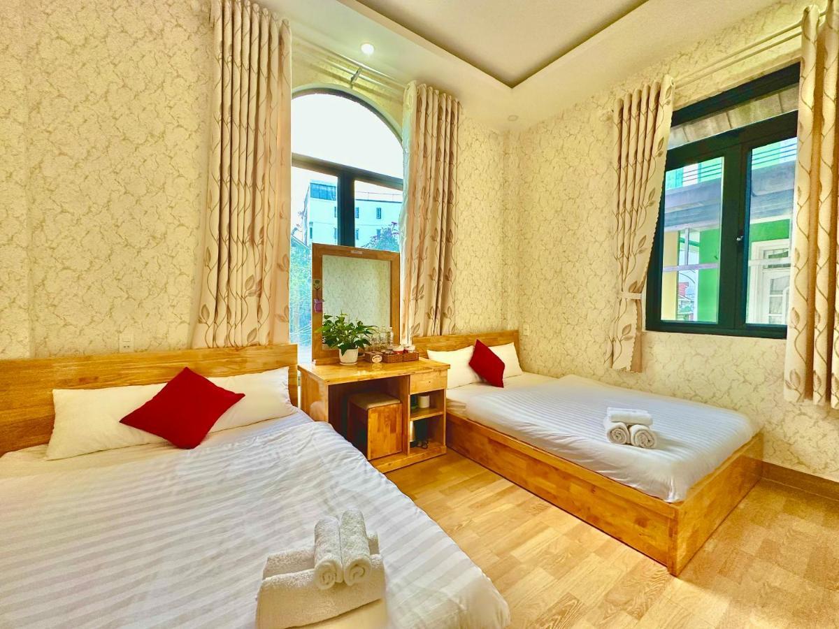 Hotel Khach San Minh Ha Da Lat Esterno foto