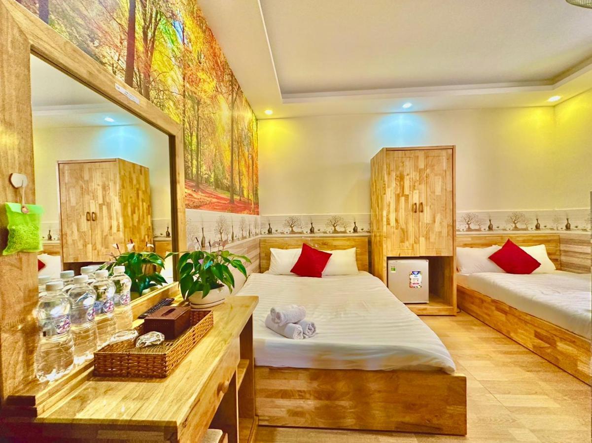 Hotel Khach San Minh Ha Da Lat Esterno foto